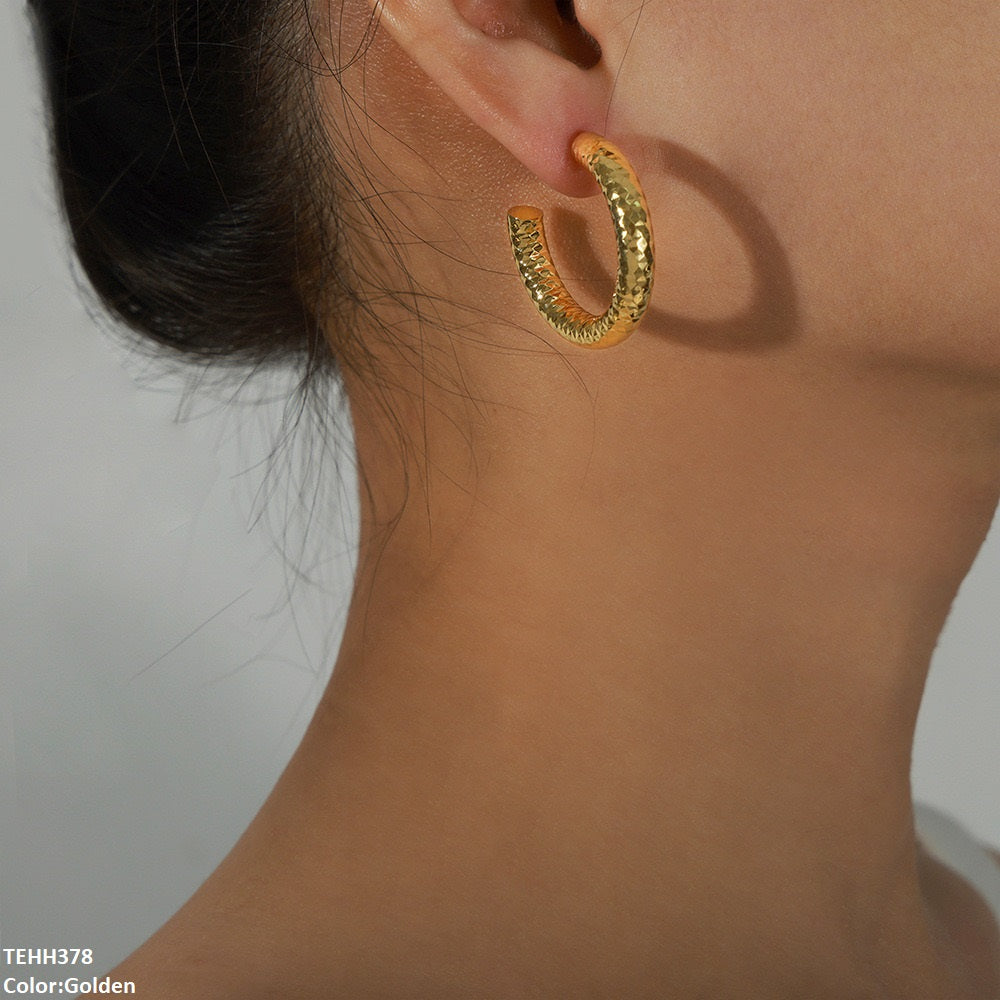 TEHH378 YYE C/Shape  Ear Hoops Pair -CEHH