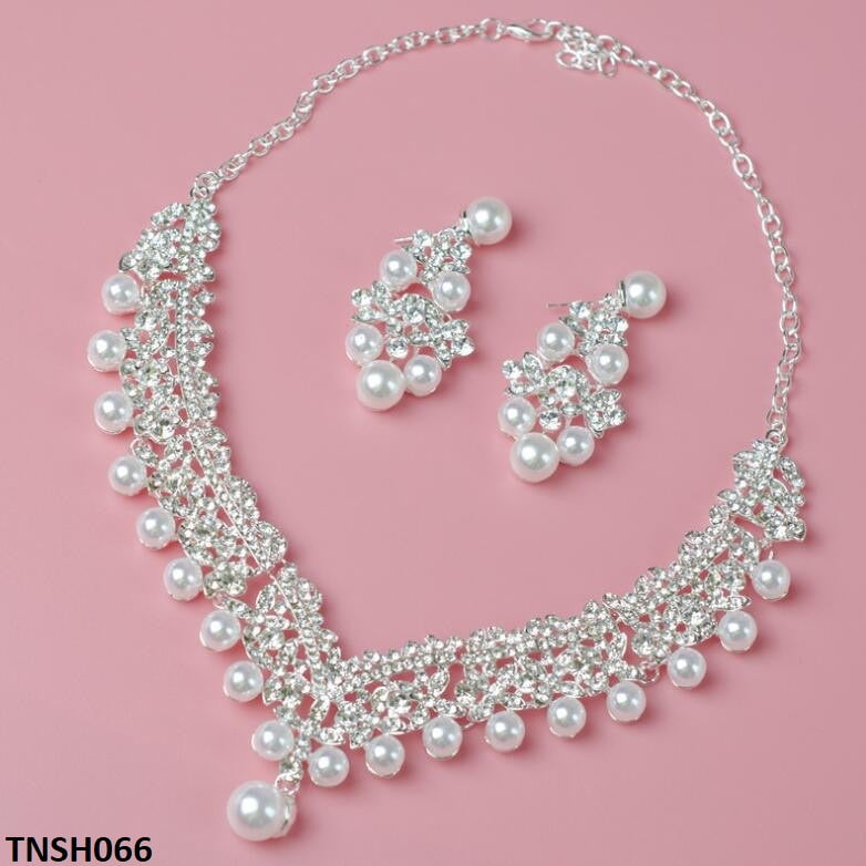 TNSH066 YJE Pearl Flower Necklace Set - TNSH