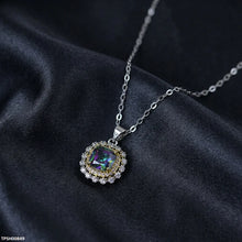 TPSH00849 GWH Cushion ZIRCON Pendant With Chain - TPSH