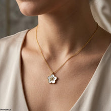 TPSH00912 MSJ Stainless Steel Flower Pendant - TPSH