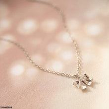 TPSH00953 MZM Bow Chain Pendant - TPSH