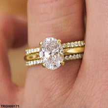 TRGH00171 CSH Oval Triplet Ring - TRGH