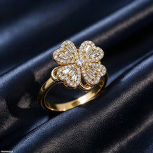 TRGH00218 BYJ Heart Zircon Spiner Ring - TRGH