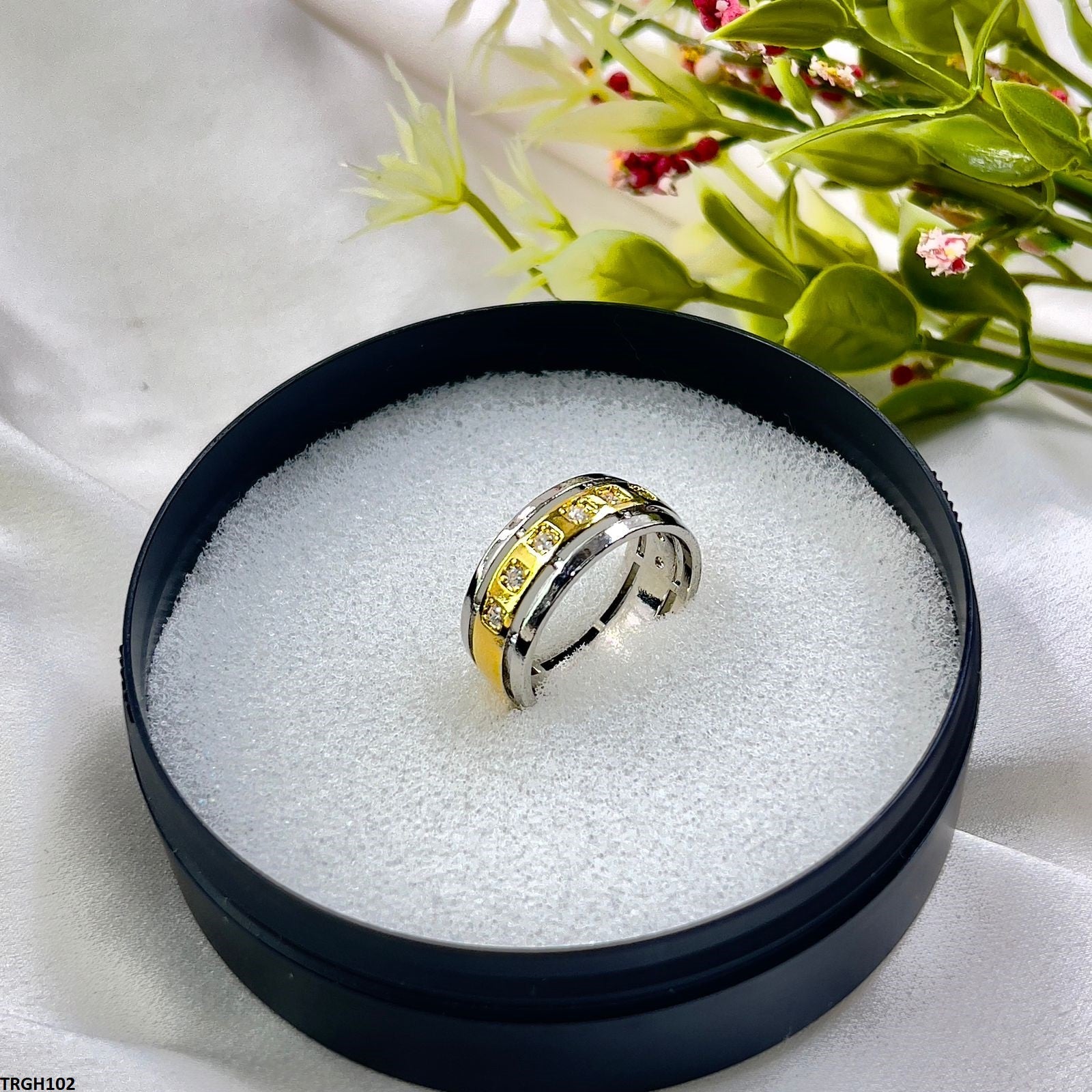 TRGH102 YXG Square Layer Challa Ring - TRGH