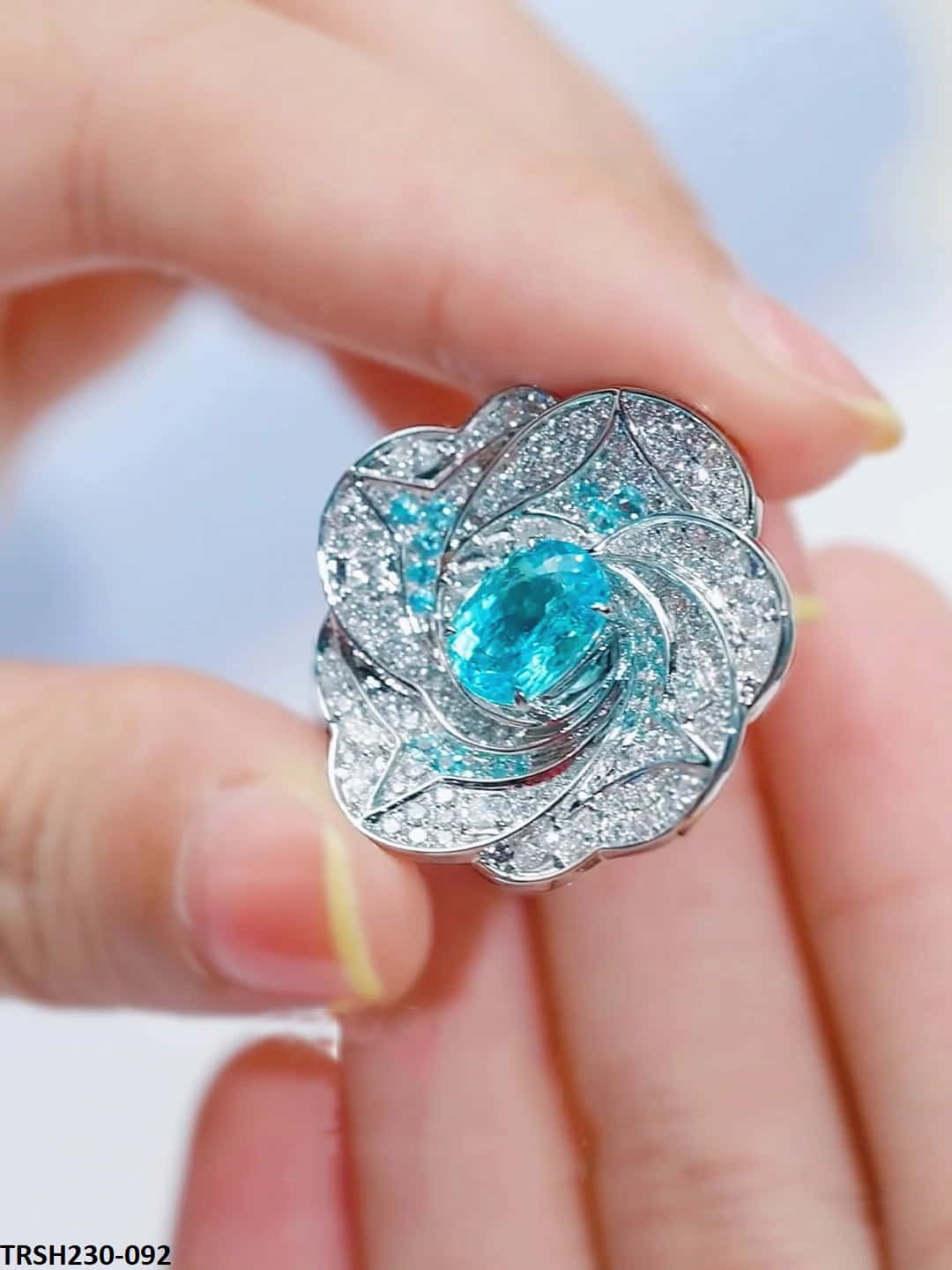 TRSH230 CJD Oval Flower Cathedral Adjustable Ring - TRSH