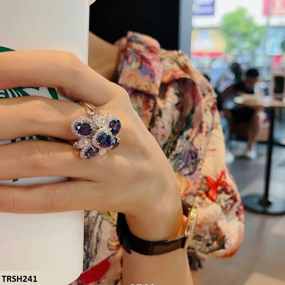 TRSH241 CJD Oval Tear Flower Adjustable Ring - TRSH