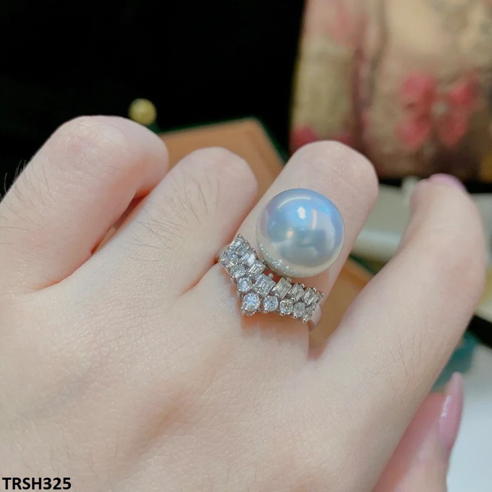 TRSH325 CJD Pearl Crown Adjustable Ring - TRSH