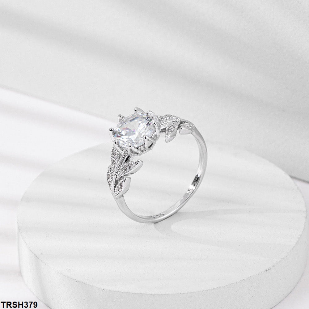 TRSH379 YLE Oval Leaf Ring - TRSH