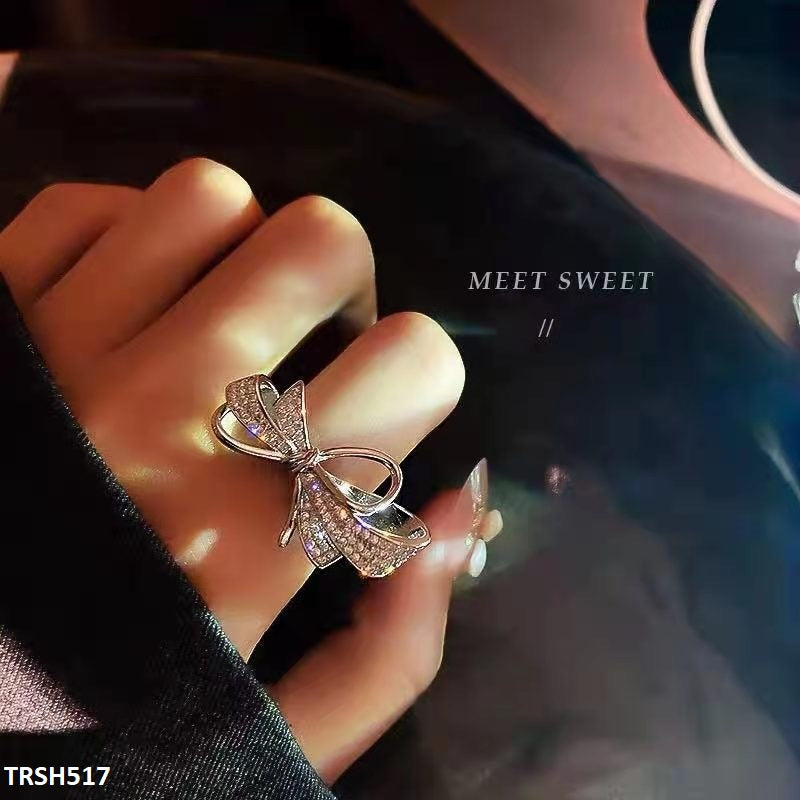 TRSH517 CJD Imp Bow Silver Ring Adjustable- TRSH