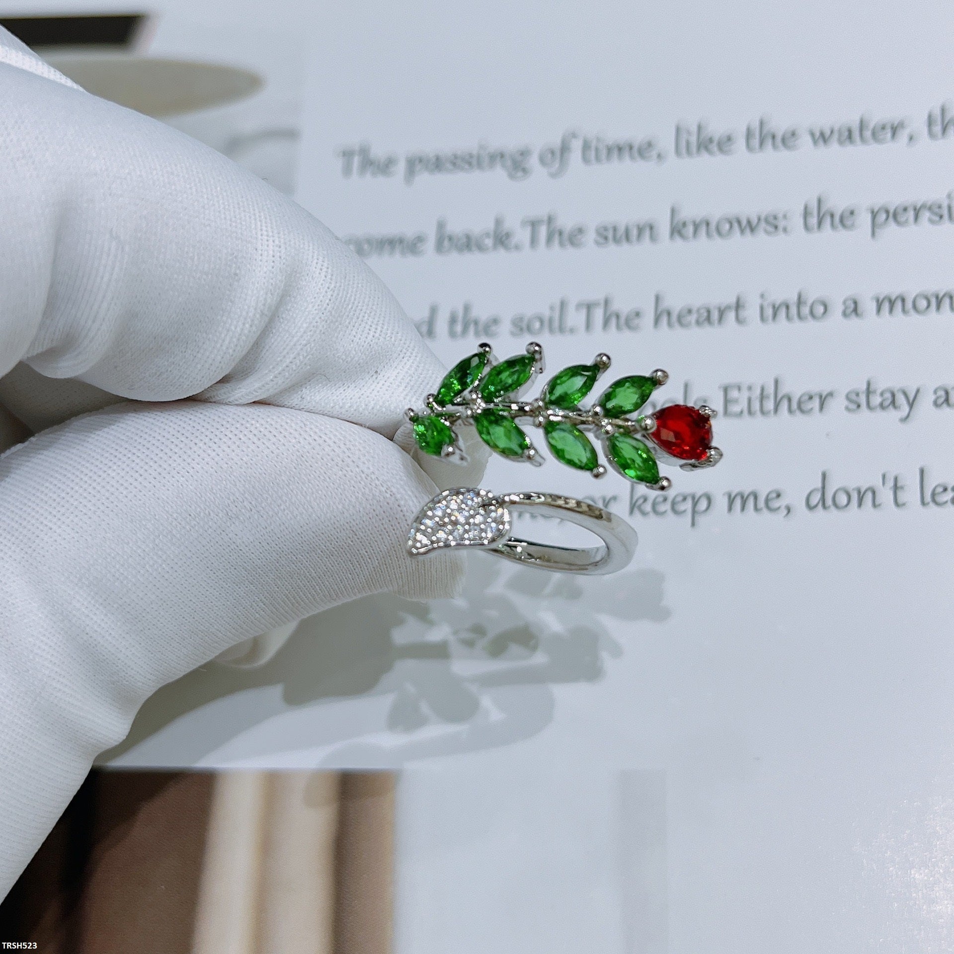 TRSH523 CLJ Pear/Leaf Ring Adjustable- TRSH