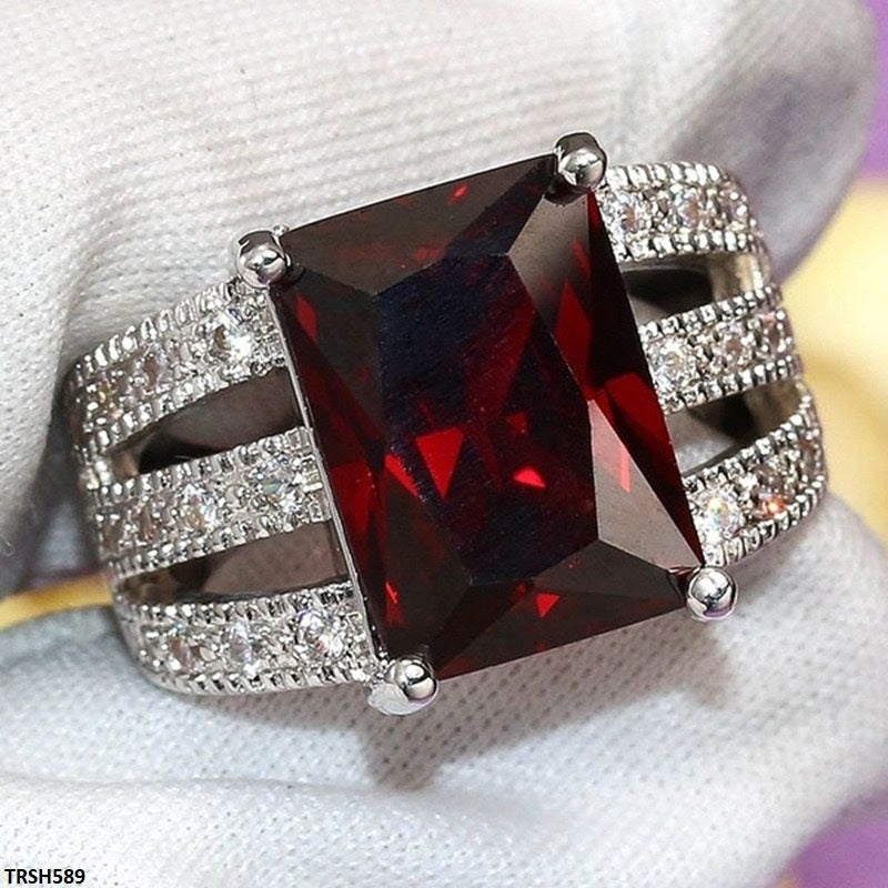 TRSH589 YLE Rectangle Layard Ring  - TRSH