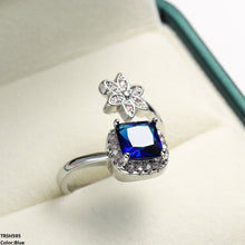 TRSH595 YLE Square/Flower  Ring  - TRSH