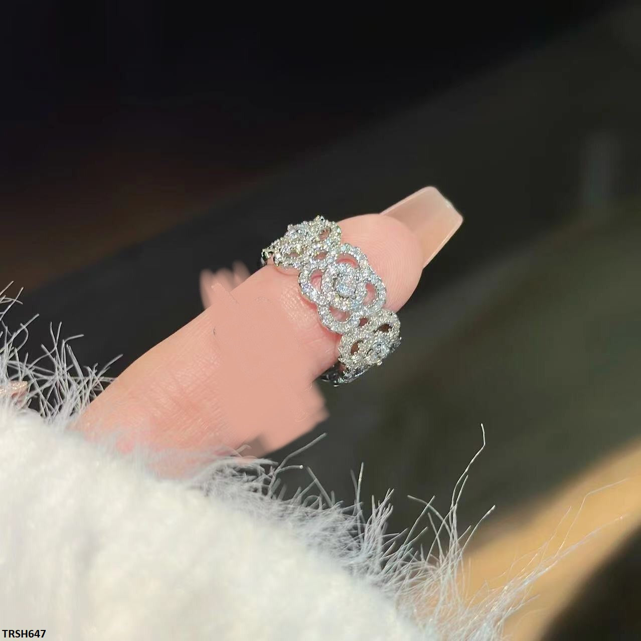 TRSH647 JJS Flower Ring Adjustable - TRSH