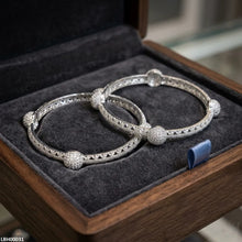 LBH00031 ANI Round Bangles Set- LBH