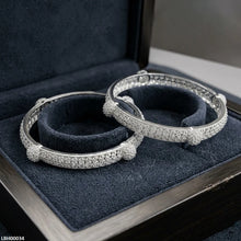 LBH00034 ANI Round Stone  Bangles Set- LBH