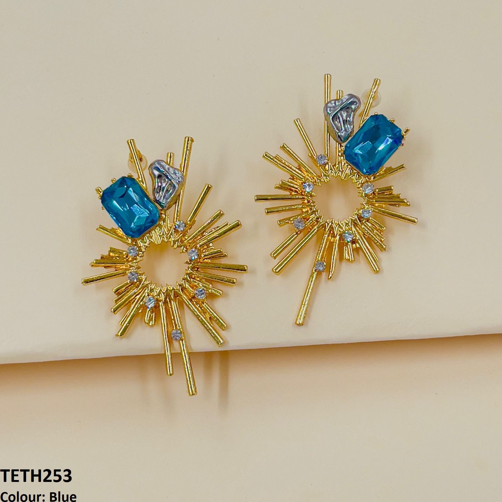 TETH253 CHU Ear Tops Pair - CETH