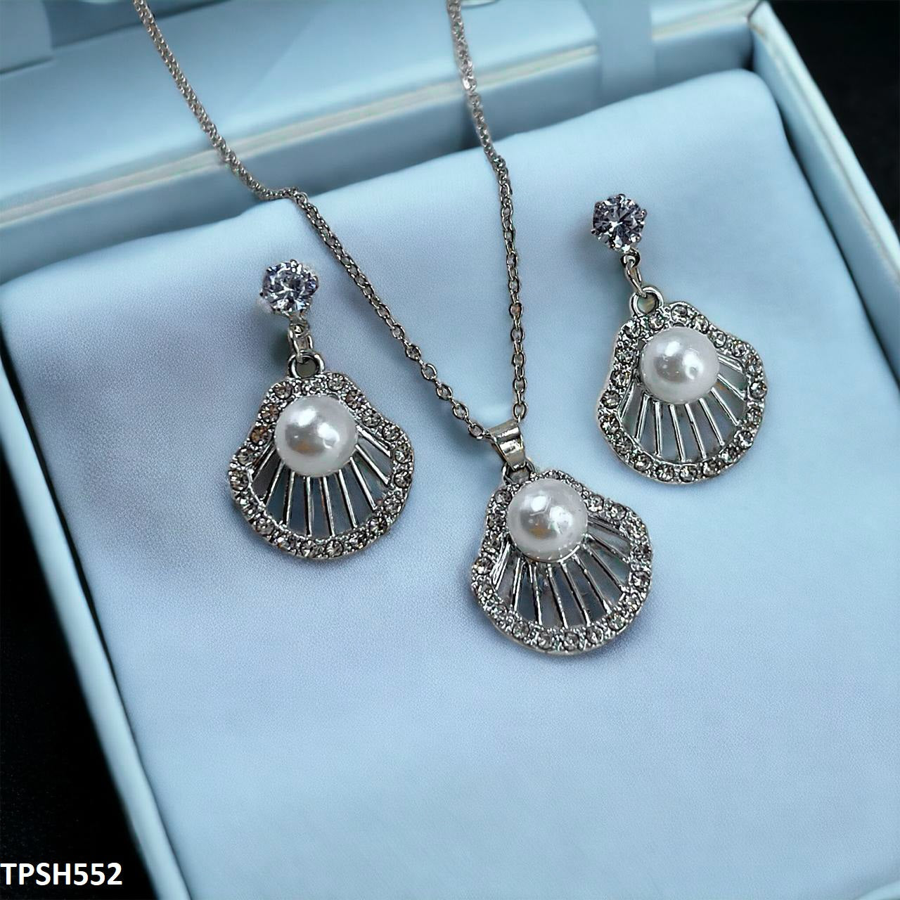 TPSH552 GCQ Shell/Pearl Pendent Set - TPSH