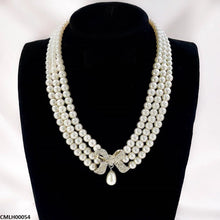 CMLH00054 SDQ Bow Batch Pearl Mala - CMLH