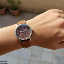 WHL00441 BWS Round Simple Dial Leather Strap Women's Watch - WHL