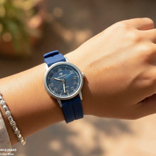 WHL00449  BWS Grey Bezel  Magnetic Rubber Strap Women's Watch - WHL