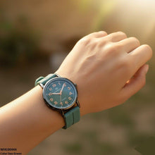 WHL00444 BWS Round  Bezel Magnetic Rubber Strap Women's Watch - WHL