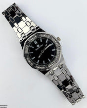 WHL00610 HWR Round Rhinestone Bezel Women's Watch - WHL