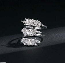TRSH00909 BYJ Zircon Leaf Ring Adjustable - TRSH