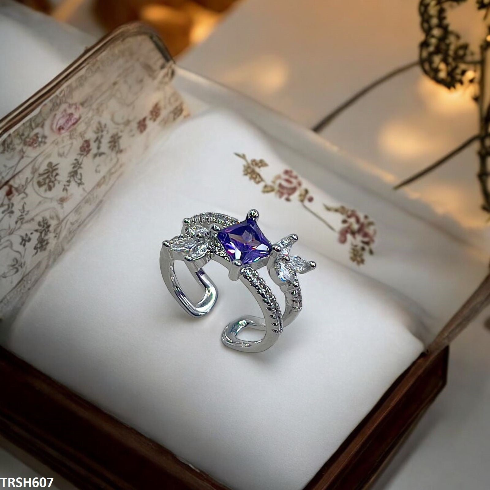 TRSH607 SJS Double Leaf Ring Adjustable - TRSH