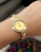 WHL00679 ZWA Round Heart Dial Women's Watch - WHL