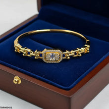TBRH00451 GXN Square Bracelet Openable - TBRH