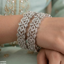 LBH00020 ANI Round Stone Bangle Set - LBH
