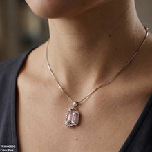 TPSH00809 MMJ Leaf/Square Pendant - TPSH
